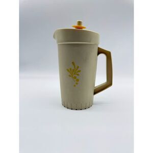 Vintage Tupperware Harvest Gold Pitcher push-button lid for easy pouring